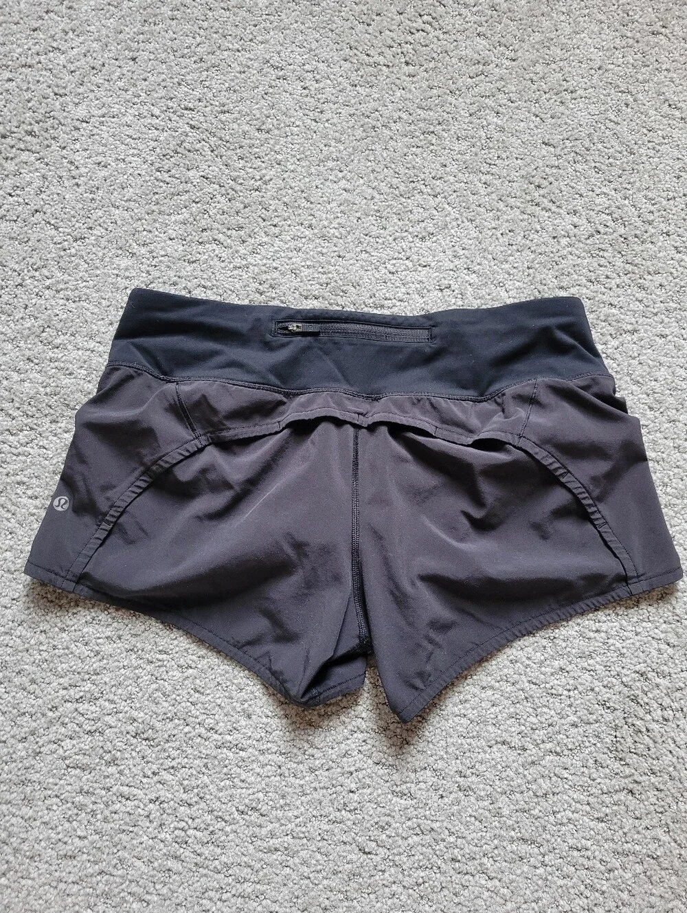 Lululemon Speed Up Low Rise Running Shorts Black Grey XS/Small